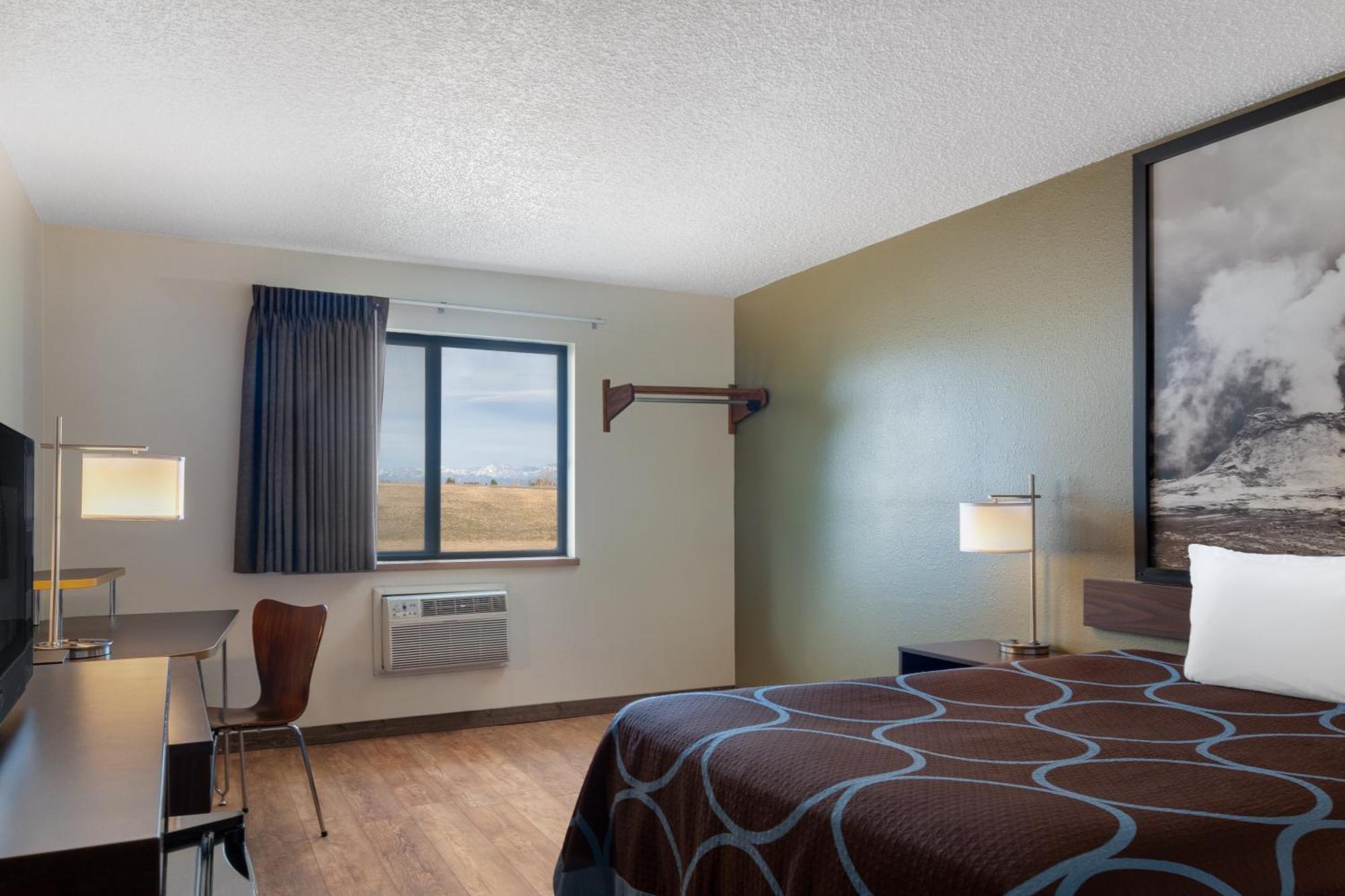Super 8 By Wyndham Livingston Yellowstone Esterno foto