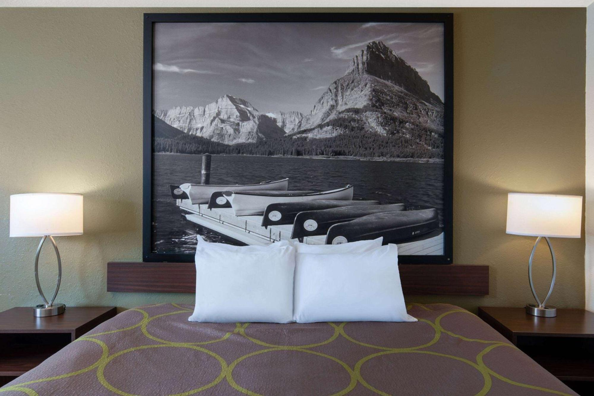 Super 8 By Wyndham Livingston Yellowstone Esterno foto